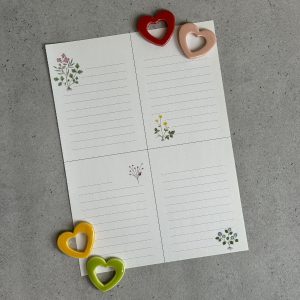 Piastrina cuore foro in ceramica